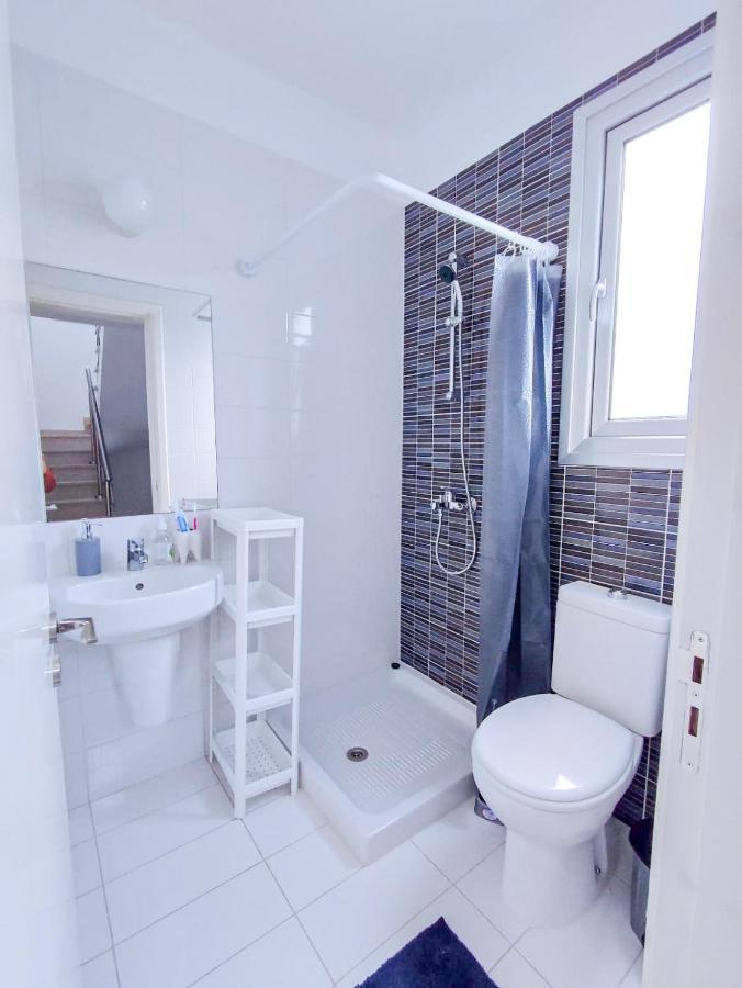 3 Bedroom Seaview Villa Direct In Coral Bay With Pool Exterior photo