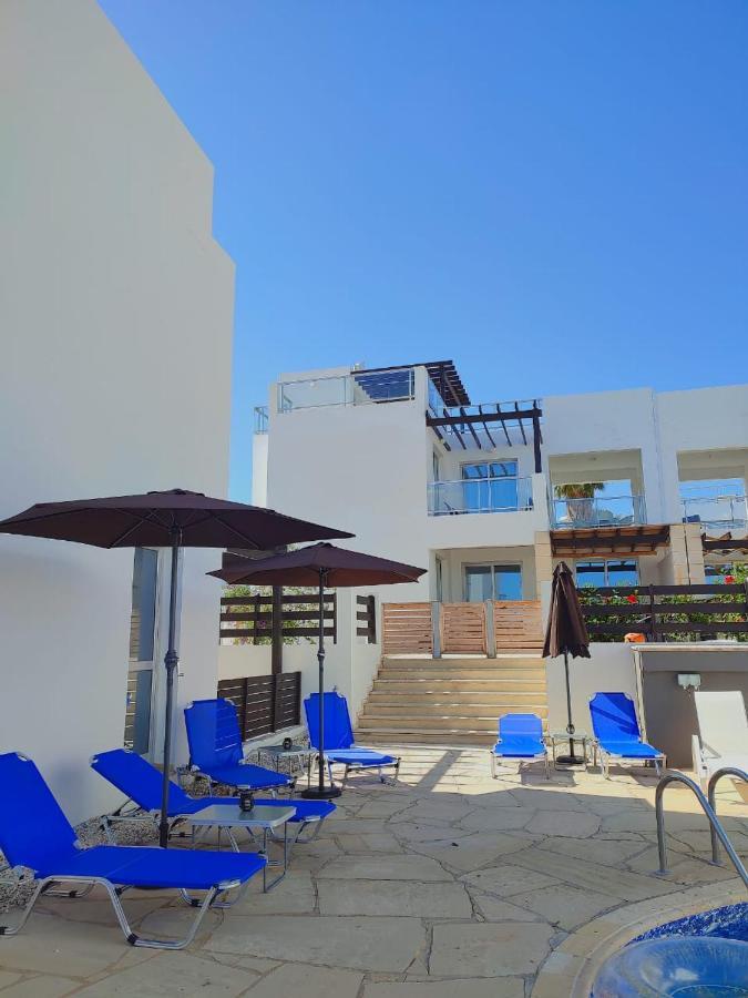 3 Bedroom Seaview Villa Direct In Coral Bay With Pool Exterior photo