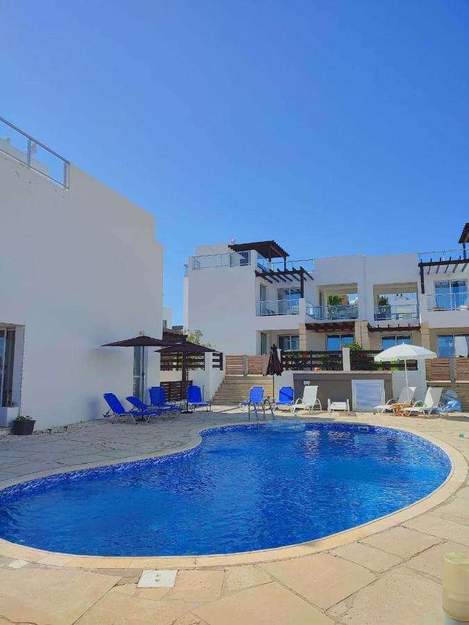 3 Bedroom Seaview Villa Direct In Coral Bay With Pool Exterior photo